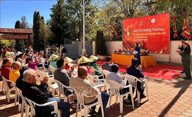 Đại sứ Việt Nam tại Bulgaria Nguyễn Thị Minh Nguyệt phát biểu tại sự kiện. Ảnh: TTXVN phát