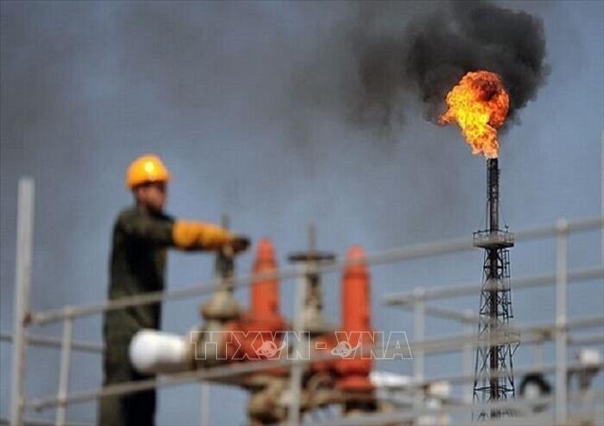 (Tư liệu) Cơ sở lọc dầu của Iran trên đảo Khark. Ảnh: IRNA/TTXVN