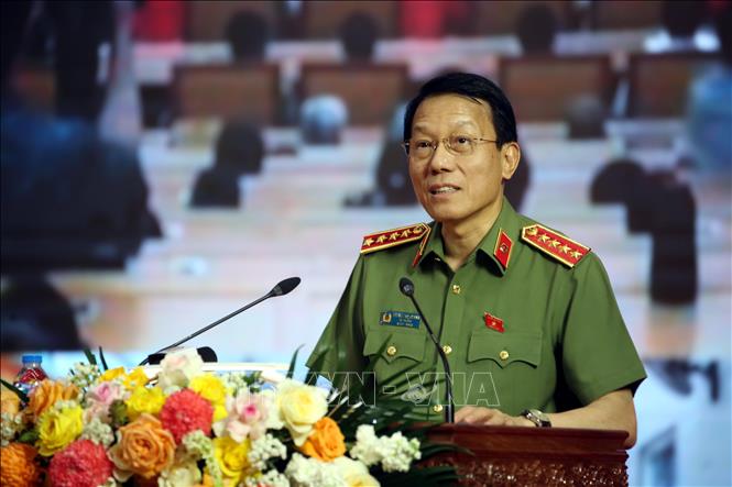 
Đại tướng Lương Tam Quang, Ủy viên Bộ Chính trị, Bộ trưởng Bộ Công an phát biểu tại hội nghị tiếp xúc cử tri tại Hưng Yên. Ảnh: Nguyễn Công Hải - TTXVN
