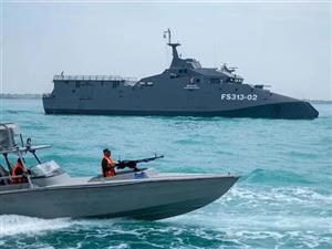 Căng thẳng Hormuz leo thang khi Mỹ và Iran chuyển sang “ngoại giao pháo hạm”