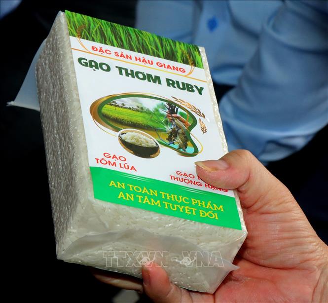 Sản phẩm gạo thơm Ryby của Cần Thơ. Ảnh: Duy Khương – TTXVN