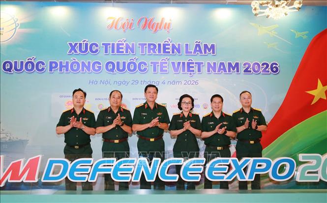 Thượng tướng Nguyễn Trường Thắng, Ủy viên Trung ương Đảng, Ủy viên Thường vụ Quân ủy Trung ương, Thứ trưởng Bộ Quốc phòng và các đại biểu dự hội nghị. Ảnh: Trọng Đức - TTXVN