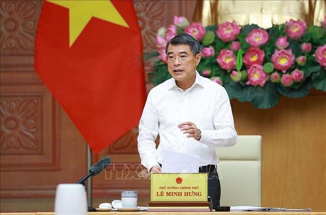 Thủ tướng Lê Minh Hưng làm việc với lãnh đạo Bộ Tài chính. Ảnh: Dương Giang – TTXVN
