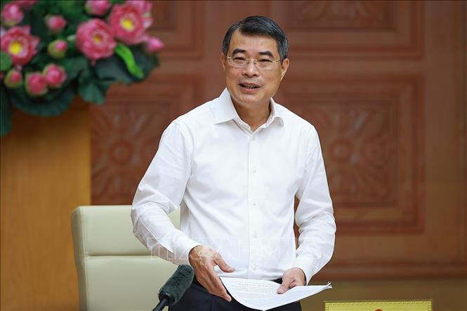 Thủ tướng Lê Minh Hưng làm việc với lãnh đạo Bộ Tài chính. Ảnh: Dương Giang – TTXVN
