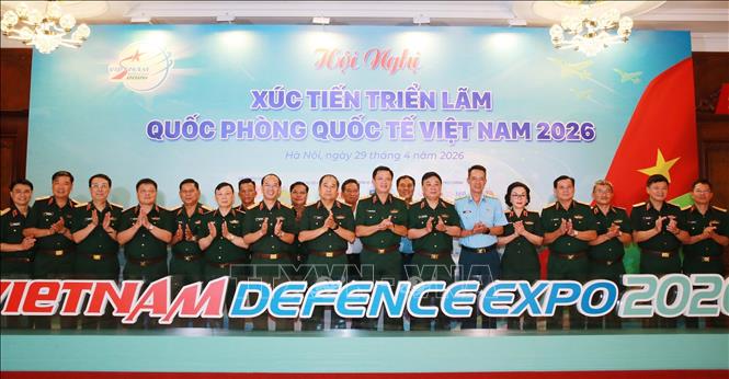 Thượng tướng Nguyễn Trường Thắng, Ủy viên Trung ương Đảng, Ủy viên Thường vụ Quân ủy Trung ương, Thứ trưởng Bộ Quốc phòng và các đại biểu dự hội nghị. Ảnh: Trọng Đức - TTXVN