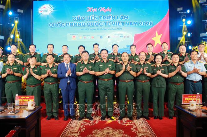 Thượng tướng Nguyễn Trường Thắng, Ủy viên Trung ương Đảng, Ủy viên Thường vụ Quân ủy Trung ương, Thứ trưởng Bộ Quốc phòng và đại biểu dự hội nghị. Ảnh: Trọng Đức - TTXVN