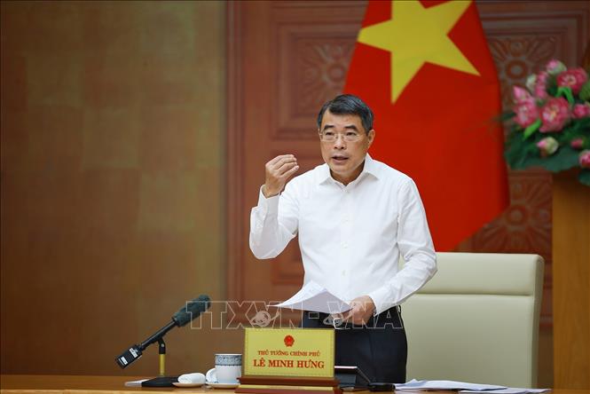 Thủ tướng Lê Minh Hưng làm việc với lãnh đạo Bộ Nông nghiệp và Môi trường. Ảnh: Dương Giang – TTXVN
