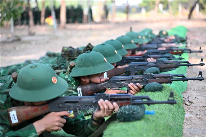 Tây Ninh: Chiến sĩ mới trên thao trường biên giới - Ảnh thời sự trong ...