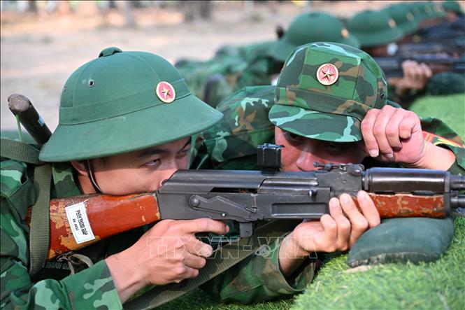 Tây Ninh: Chiến sĩ mới trên thao trường biên giới - Ảnh thời sự trong ...