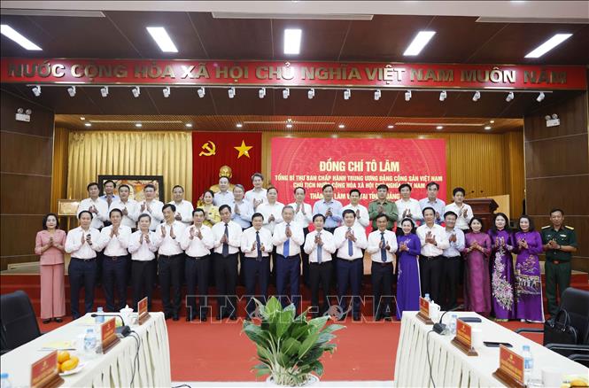 Tổng Bí thư, Chủ tịch nước Tô Lâm với các đại biểu. Ảnh: Thống Nhất – TTXVN