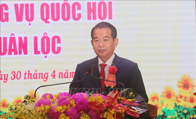 Đồng chí Thái Bảo, Phó Bí thư Thành ủy Đồng Nai phát biểu chỉ đạo tại lễ công bố thành lập phường Xuân Lộc. Ảnh: Lê Xuân - TTXVN