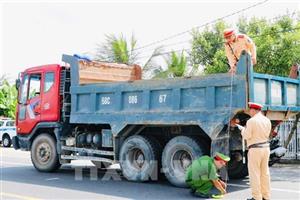 Ngày 30/4, tai nạn giao thông giảm sâu, hơn 2.100 trường hợp vi phạm nồng độ cồn