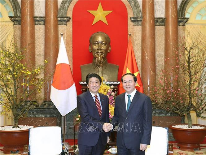 Chủ tịch nước Trần Đại Quang tiếp Thủ tướng Nhật Bản Shinzo Abe thăm chính thức Việt Nam (Hà Nội, 16/1/2017). Ảnh: Nhan Sáng - TTXVN
