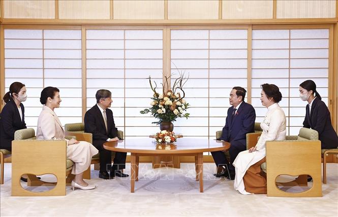 Trong khuôn khổ chuyến thăm chính thức Nhật Bản, chiều 4/12/2024, tại Hoàng Cung ở thủ đô Tokyo, Chủ tịch Quốc hội Trần Thanh Mẫn và Phu nhân hội kiến Nhà vua Naruhito và Hoàng hậu Masako. Ảnh: Doãn Tấn – TTXVN