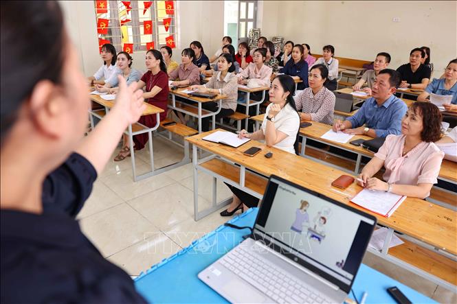 Giờ học tiếng Anh trong tiết 5 đầy hào hứng khi giáo viên 