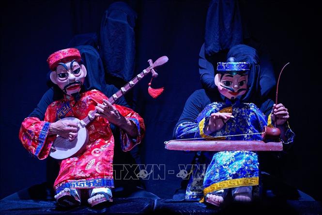 Tiết mục hát Chầu văn 