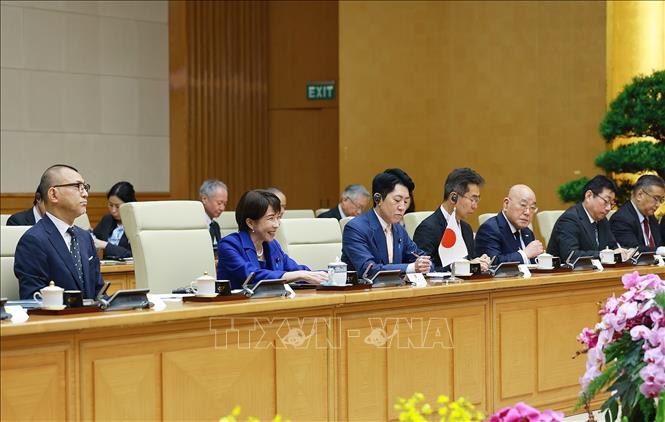 Thủ tướng Takaichi Sanae và đoàn Nhật Bản tại cuộc hội đàm với Thủ tướng Lê Minh Hưng. Ảnh: Dương Giang – TTXVN 
