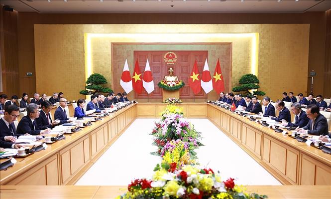 Thủ tướng Lê Minh Hưng hội đàm với Thủ tướng Nhật Bản Takaichi Sanae. Ảnh: Dương Giang – TTXVN 
