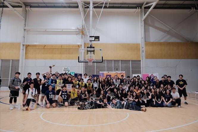 Tập thể Hội Du học sinh Việt Nam tại bang New South Wales (UAVS-NSW) tại Sports Day 2026. Ảnh: Thanh Tú - PV TTXVN tại Australia