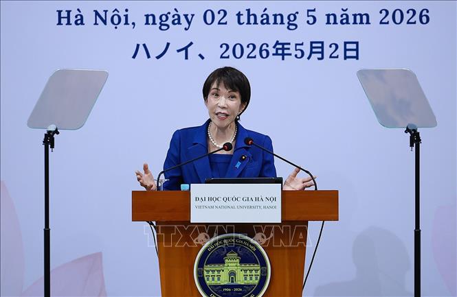 Thủ tướng Nhật Bản Takaichi Sanae phát biểu chính sách tại Đại học Quốc gia Hà Nội. Ảnh: Dương Giang – TTXVN
