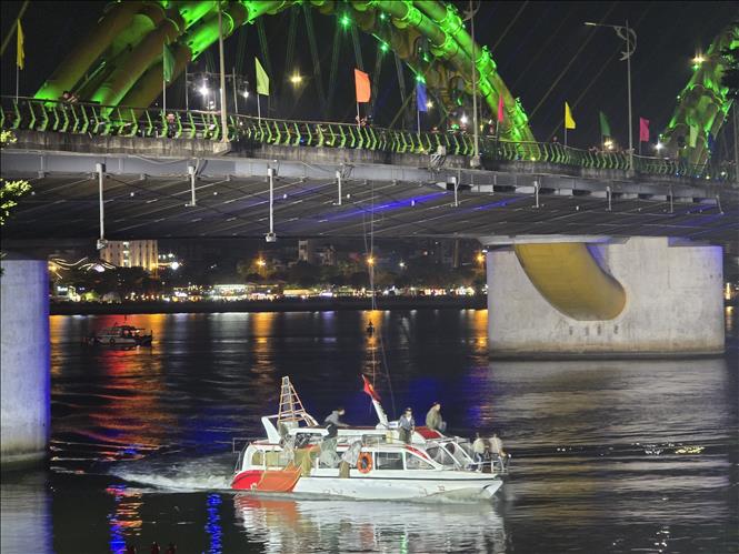 Chương trình nghệ thuật tại Gala nghệ thuật “Tổ quốc bình yên” do Bộ Công an phối hợp với thành phố Đà Nẵng tổ chức. Ảnh: Khoa Chương - TTXVN