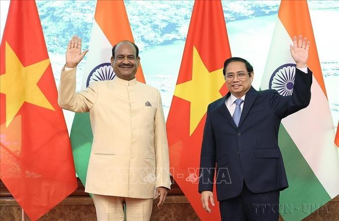  Thủ tướng Phạm Minh Chính tiếp Chủ tịch Hạ Nghị viện Cộng hòa Ấn Độ Om Birla thăm chính thức Việt Nam (Hà Nội, 19/04/2022). Ảnh: Dương Giang – TTXVN