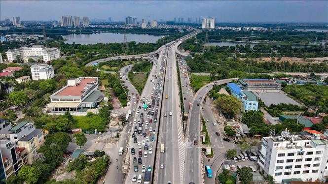 Nút giao Vành đai 3 - Cao tốc Pháp Vân - Đỗ Mười không còn cảnh xe nối dài. Ảnh: Trung Nguyên - TTXVN