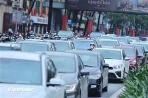 Hà Nội: Người dân trở lại nhịp sống hối hả sau kỳ nghỉ lễ dài
