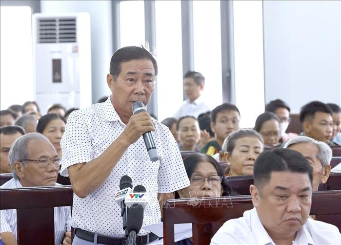Cử tri Trần Văn Hoà, xã Hóc Môn, TP Hồ Chí Minh phát biểu. Ảnh: Doãn Tấn - TTXVN