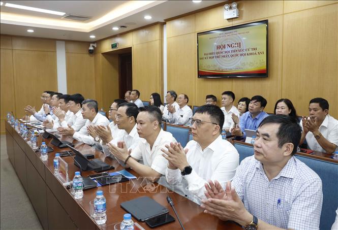 Các đại biểu tham dự buổi tiếp xúc. Ảnh: Thống Nhất – TTXVN
