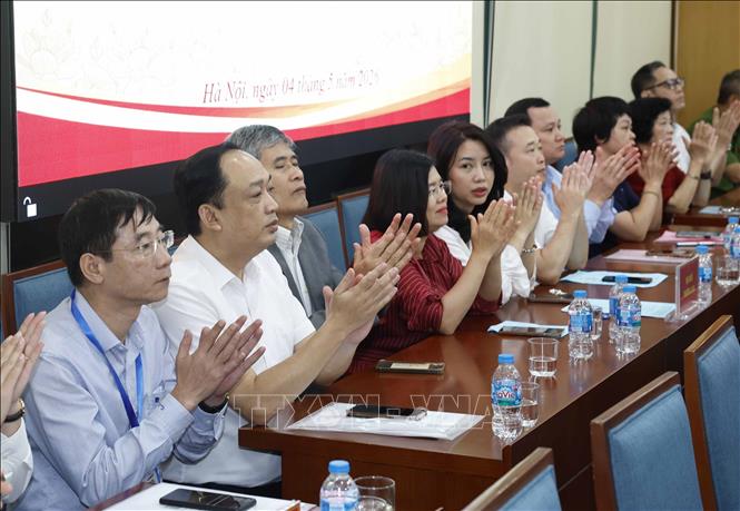 Các đại biểu dự buổi tiếp xúc. Ảnh: Thống Nhất – TTXVN