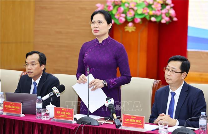 Đồng chí Hà Thị Nga, Ủy viên Trung ương Đảng, Phó Chủ tịch – Tổng Thư ký Ủy ban Trung ương Mặt trận Tổ quốc Việt Nam phát biểu. Ảnh: Minh Đức - TTXVN