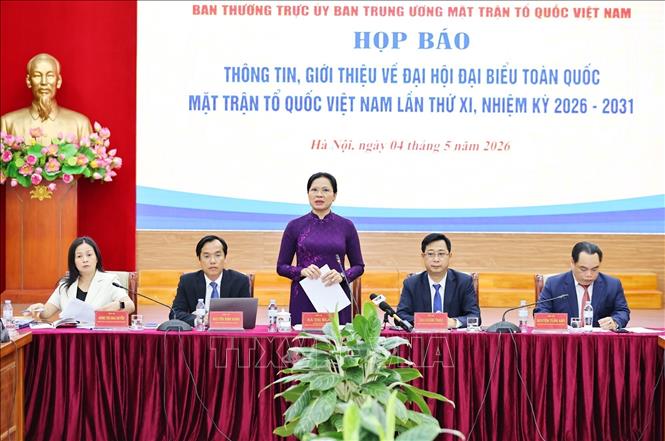 Đồng chí Hà Thị Nga, Ủy viên Trung ương Đảng, Phó Chủ tịch – Tổng Thư ký Ủy ban Trung ương Mặt trận Tổ quốc Việt Nam phát biểu. Ảnh: Minh Đức - TTXVN
