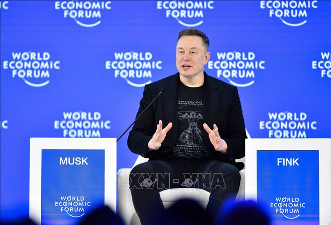(Tư liệu) Tỷ phú Elon Musk phát biểu tại Davos, Thụy Sĩ. Ảnh: THX/TTXVN