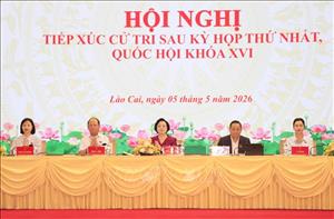 Phó Thủ tướng Phạm Thị Thanh Trà tiếp xúc cử tri tại tỉnh Lào Cai