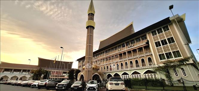 Một góc phố tại thủ đô Bandar Seri Begawan, Brunei. Ảnh: Bùi Hoàn - PV TTXVN tại Brunei