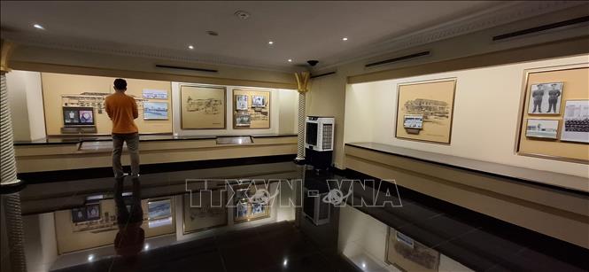 Một gian trưng bày tại bảo tàng Hoàng gia Regalia.  Ảnh: Bùi Hoàn - PV TTXVN tại Brunei