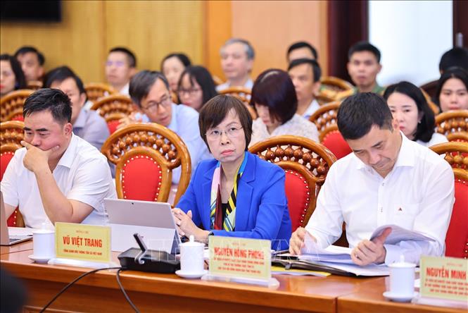 Các đại biểu tham dự Hội thảo khoa học quốc gia 