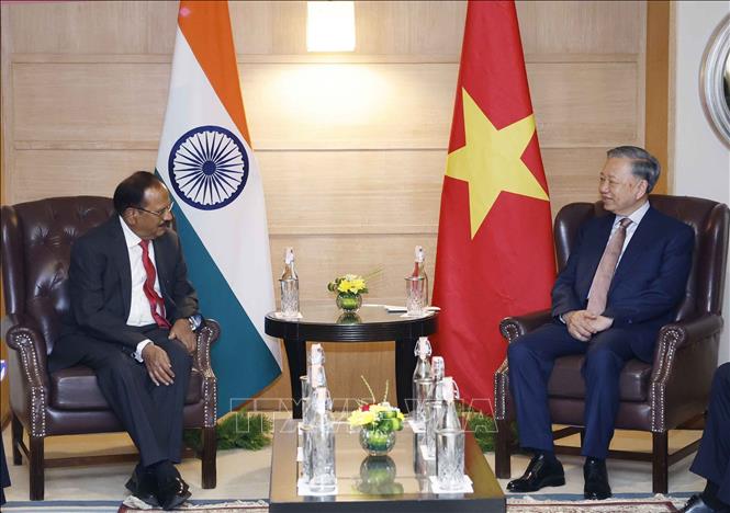 Tổng Bí thư, Chủ tịch nước Tô Lâm tiếp Cố vấn An ninh Quốc gia Ấn Độ Ajit Doval. Ảnh: Thống Nhất – TTXVN