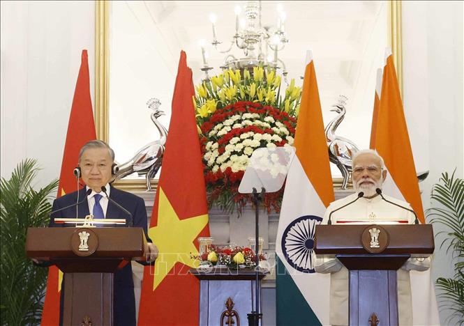 Tổng Bí thư, Chủ tịch nước Tô Lâm và Thủ tướng Ấn Độ Narendra Modi gặp gỡ báo chí. Ảnh: Thống Nhất – TTXVN