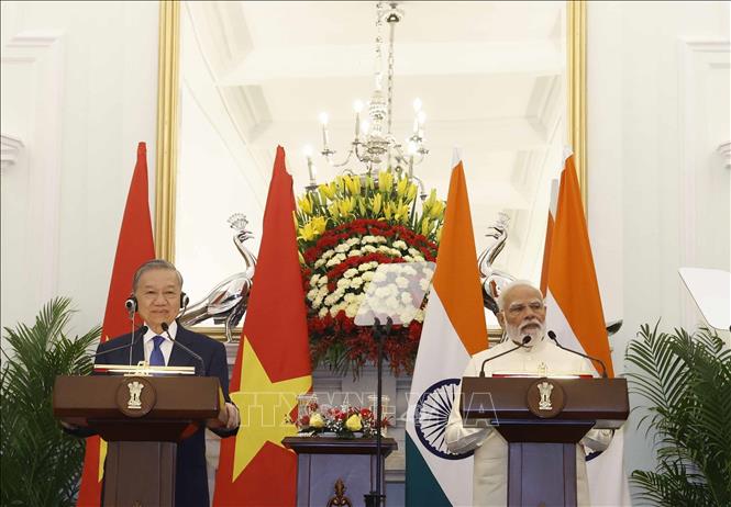 Tổng Bí thư, Chủ tịch nước Tô Lâm và Thủ tướng Ấn Độ Narendra Modi gặp gỡ báo chí. Ảnh: Thống Nhất – TTXVN