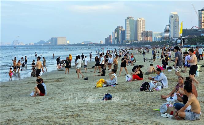 Đà Nẵng tăng cường bảo đảm an toàn cho du khách tại Sơn Trà và các bãi ...