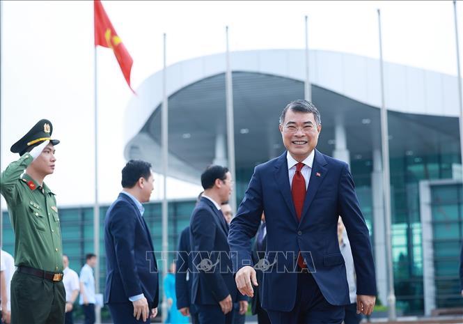 Thủ tướng Lê Minh Hưng rời Hà Nội, lên đường tham dự Hội nghị Cấp cao ASEAN lần thứ 48 tại Cebu, Philippines. Ảnh: Dương Giang – TTXVN
