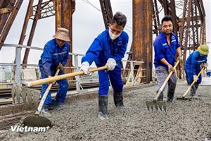 Tăng tốc sửa chữa cây cầu hơn 120 năm tuổi mang dấu ấn lịch sử của Hà Nội
