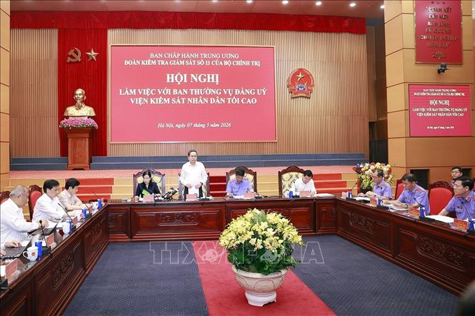 Chủ tịch Quốc hội Trần Thanh Mẫn, Trưởng Đoàn kiểm tra, giám sát số 11 của Bộ Chính trị phát biểu. Ảnh: Doãn Tấn - TTXVN