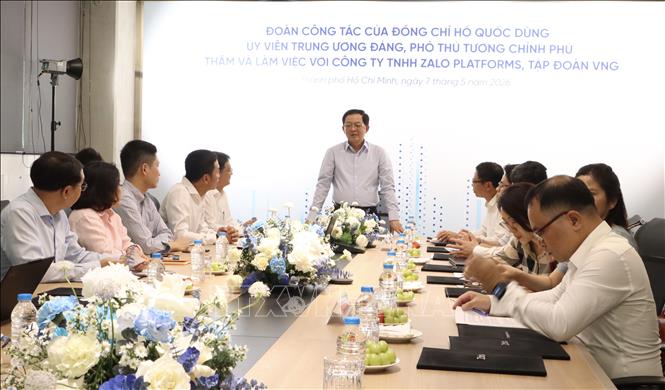 Phó Thủ tướng Hồ Quốc Dũng làm việc với Công ty TNHH Zalo Platforms (thuộc VNG Corporation). Ảnh: Xuân Anh - TTXVN