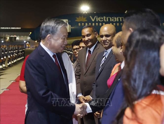 Tổng Bí thư, Chủ tịch nước Tô Lâm đến Colombo, bắt đầu chuyến thăm cấp Nhà nước tới Sri Lanka. Ảnh: Thống Nhất – TTXVN

