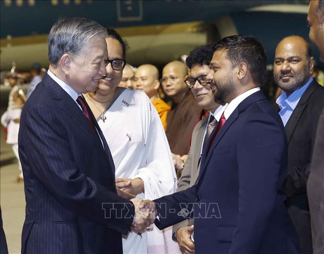 Tổng Bí thư, Chủ tịch nước Tô Lâm đến Colombo, bắt đầu chuyến thăm cấp Nhà nước tới Sri Lanka. Ảnh: Thống Nhất – TTXVN

