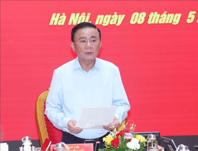 Đồng chí Trần Cẩm Tú, Uỷ viên Bộ Chính trị, Thường trực Ban Bí thư, Bí thư Đảng uỷ các cơ quan Đảng Trung ương phát biểu chỉ đạo hội nghị. Ảnh: Phương Hoa - TTXVN