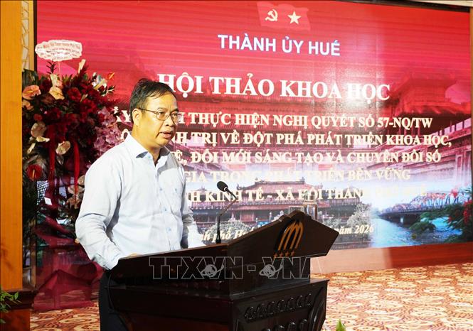 Phó Bí thư Thường trực Thành ủy, Chủ tịch HĐND thành phố Huế Phạm Đức Tiến phát biểu. Ảnh: Nguyên Lý - TTXVN